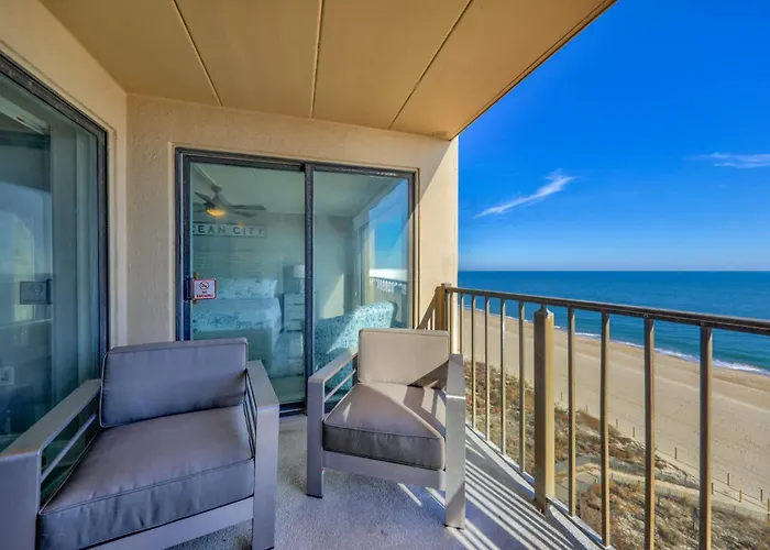 Extraordinary Oceanfront Escape - Private Balcony